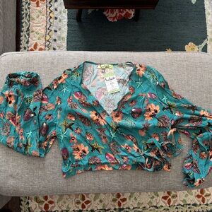 Loco Lindo Teal Seashell Print wrap Top NWT SIZE 2x